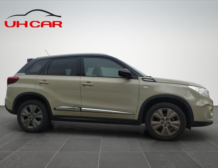 Suzuki Vitara SUV 998,0 82 kw
