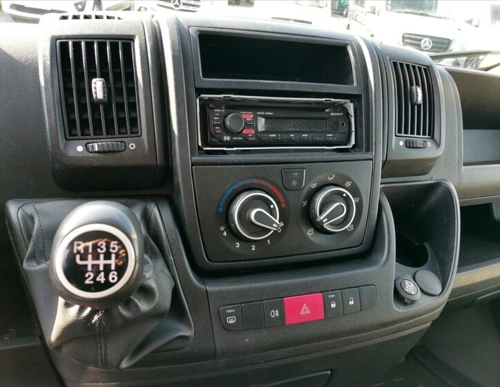 Peugeot Boxer Skříň 2,2 l 110 kw