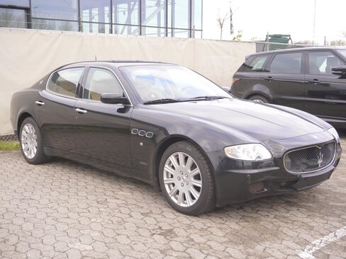 Maserati Quattroporte Sedan 4,2 l 295 kw