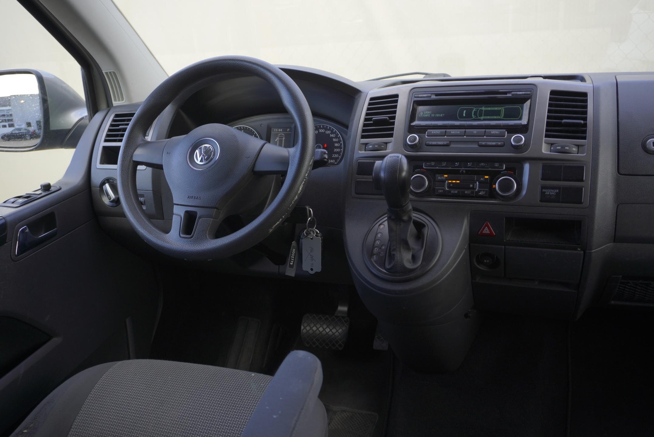 Volkswagen Caravelle