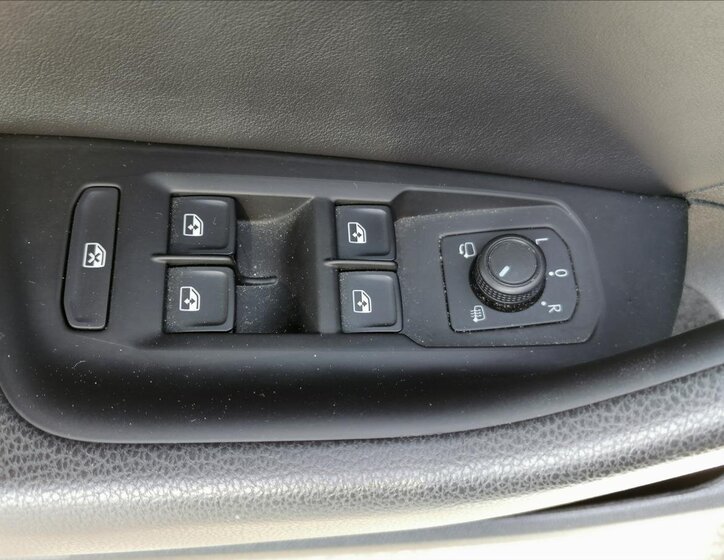 Volkswagen Arteon Liftback 2,0 l 140 kw