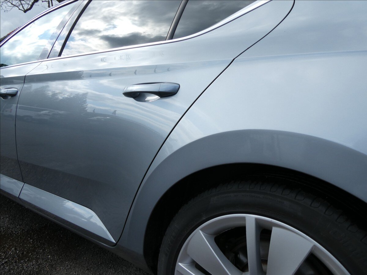 Škoda Superb Liftback 2,0 l 110 kw