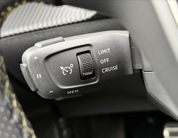 Peugeot 2008 SUV 0,0 100 kw