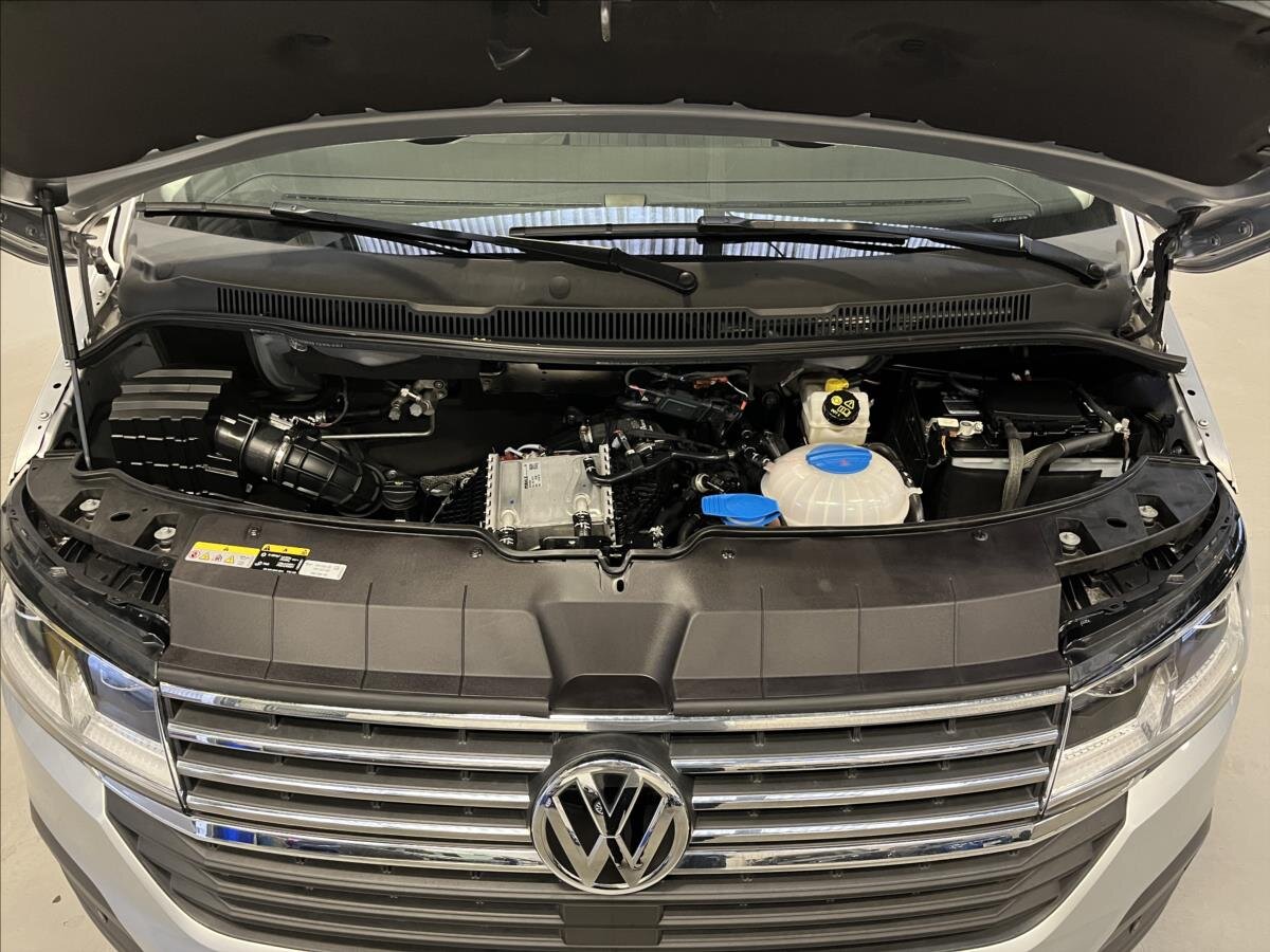 Volkswagen Caravelle Kombi 2,0 l 110 kw