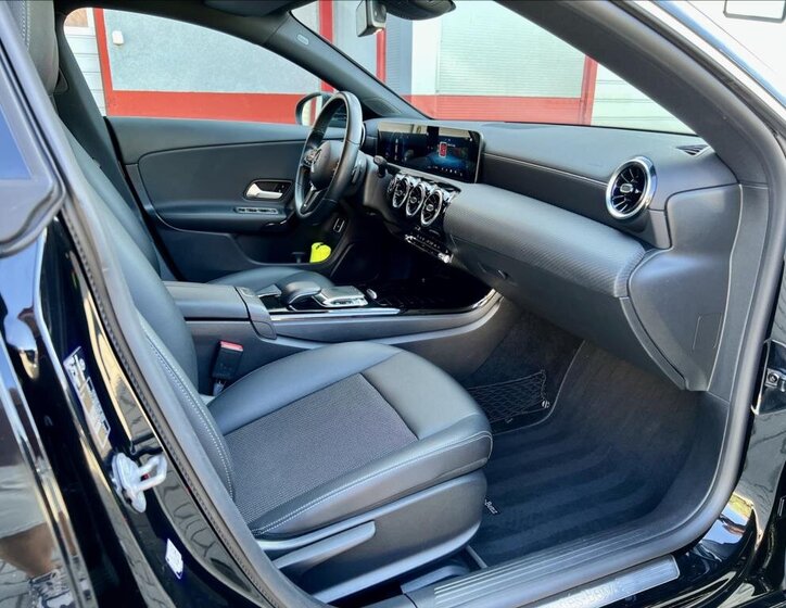 Mercedes-Benz CLA Kombi 1,5 l 85 kw