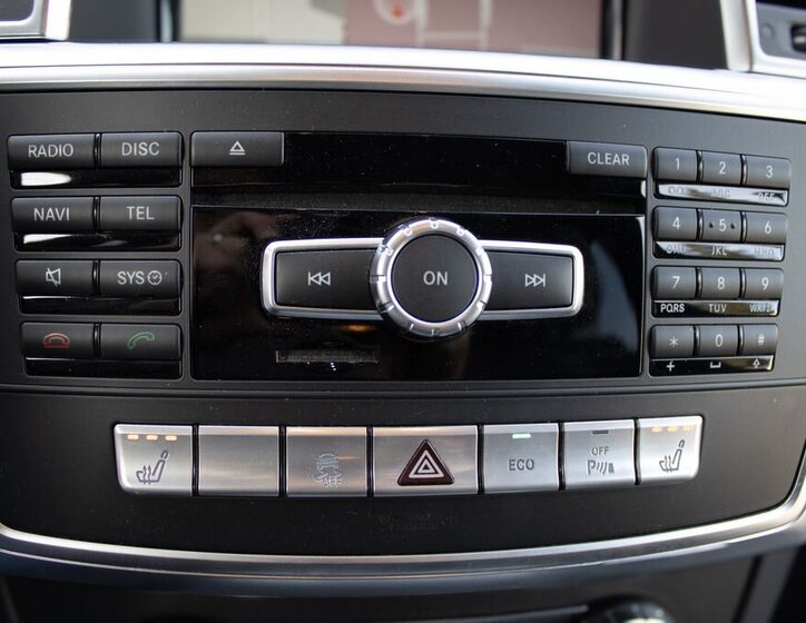 Mercedes-Benz Třídy M SUV / Terénní 3,5 l 225 kw