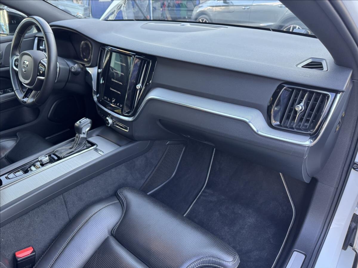 Volvo V60 Kombi 2,0 l 110 kw