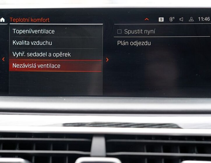 BMW Řada 7 Sedan 3,0 l 250 kw