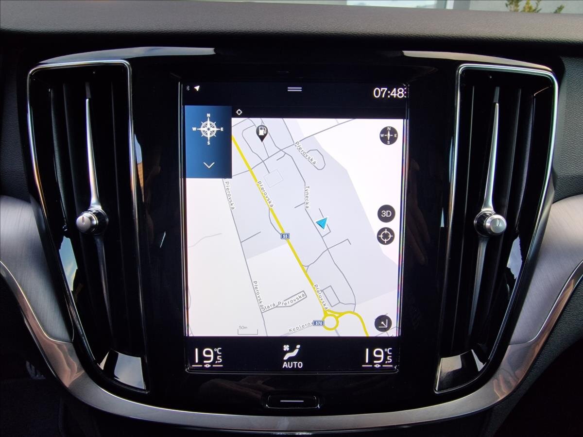 Volvo V60 Kombi 2,0 l 145 kw