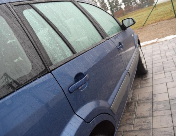 Ford Fusion Kombi 1,4 l 59 kw