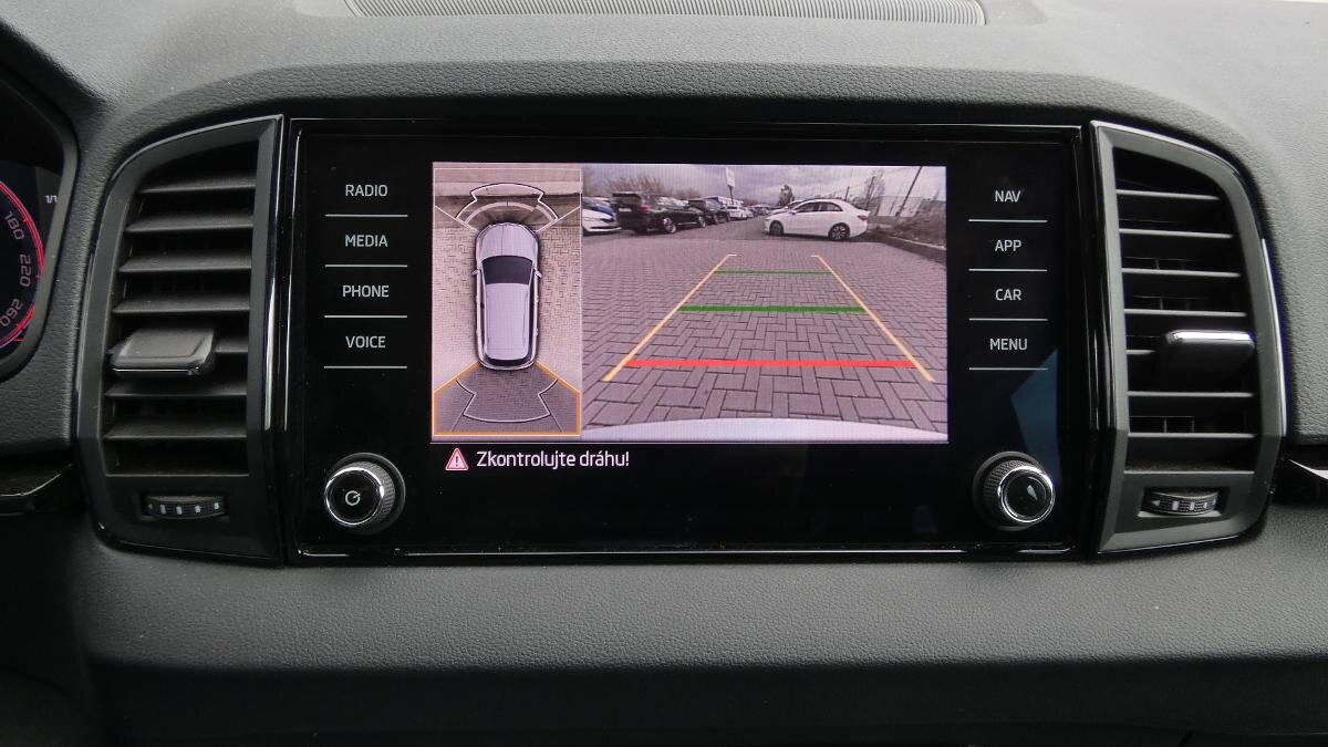 Škoda Karoq SUV / Terénní 1,5 l 110 kw