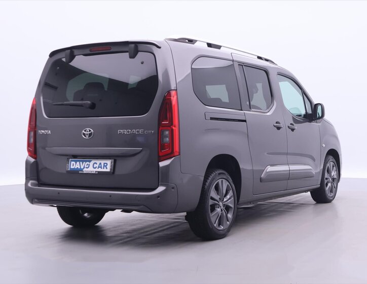 Toyota ProAce City Verso MPV 1,2 l 96 kw