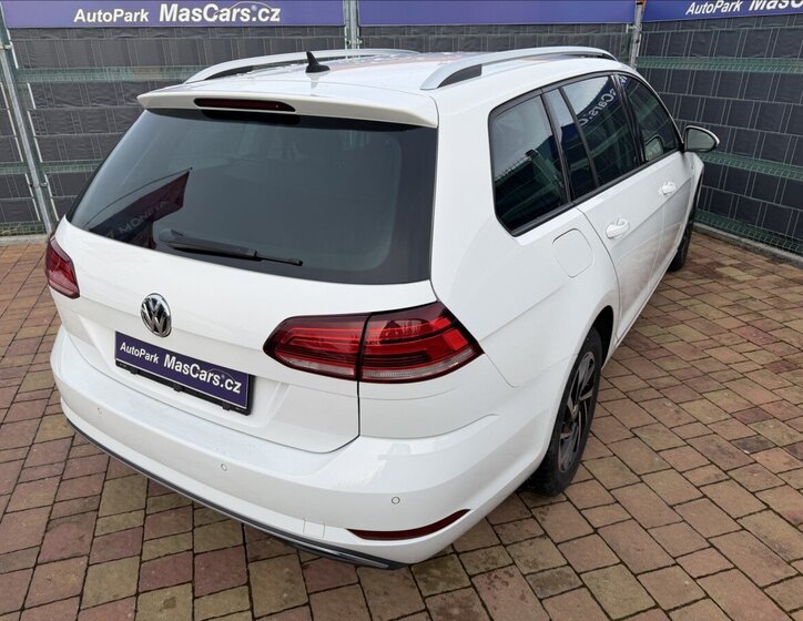 Volkswagen Golf Kombi 999,0 81 kw