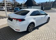 Toyota Corolla Sedan / Limuzína 1,5 l 92 kw
