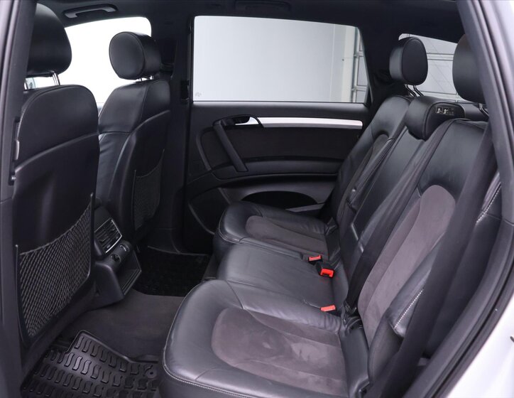 Audi Q7 SUV 3,0 l 176 kw