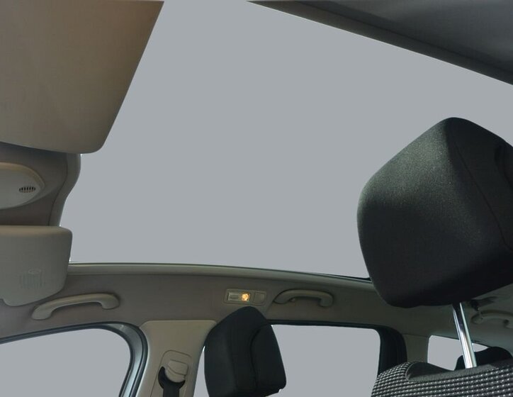 Peugeot 5008 MPV 1,6 l 88 kw