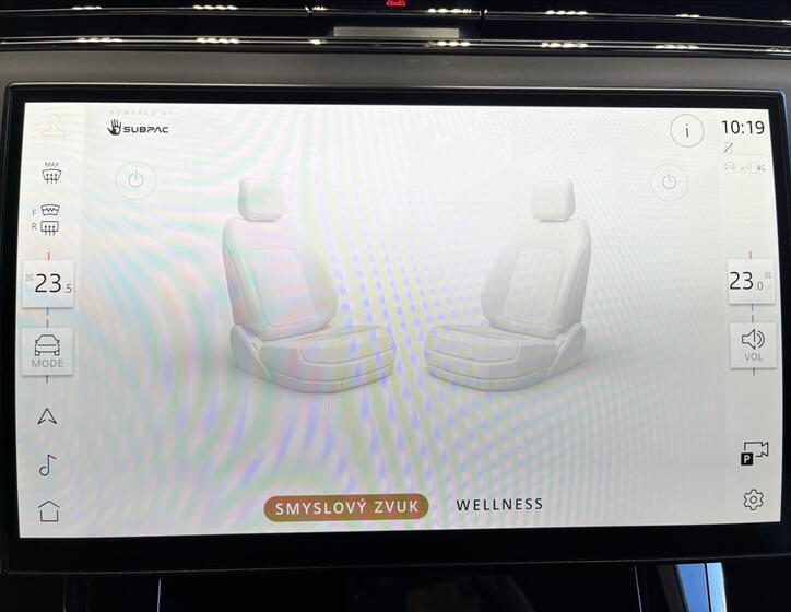 Land Rover Range Rover Sport 13