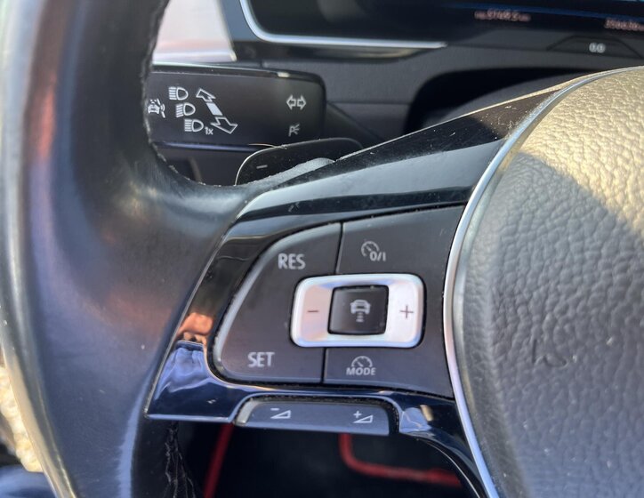 Volkswagen Passat Kombi 2,0 l 176 kw