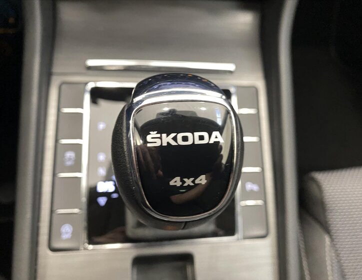 Škoda Superb Kombi 2,0 l 206 kw