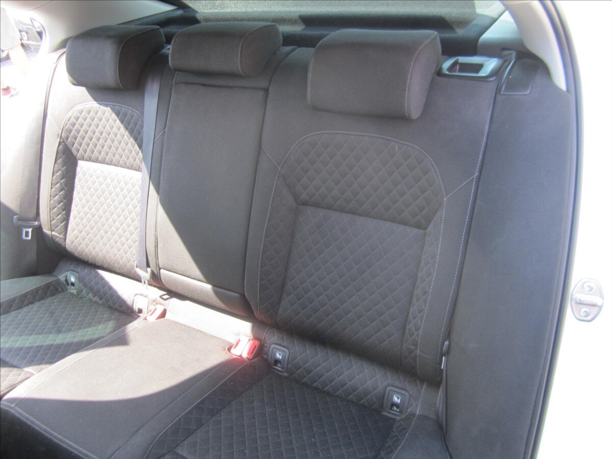 Škoda Superb Sedan 2,0 l 110 kw