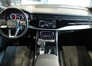 Audi Q8 SUV 3,0 l 210 kw