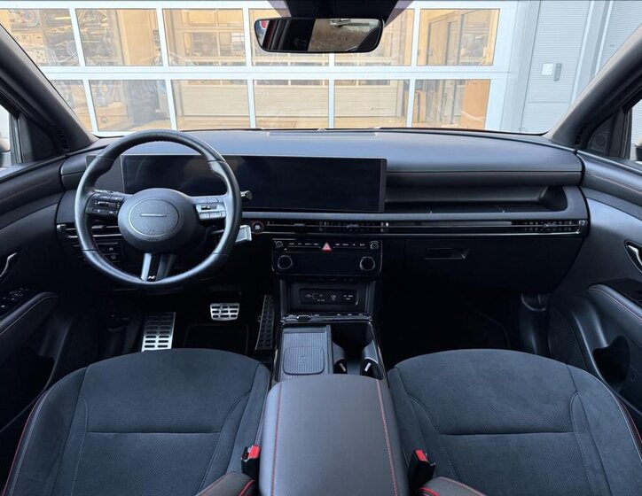 Hyundai Tucson SUV 1,6 l 158 kw