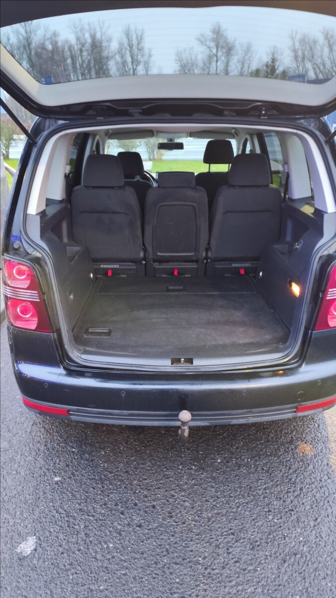 Volkswagen Touran MPV 0,0 103 kw
