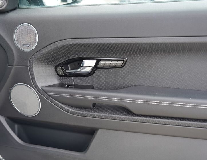 Land Rover Range Rover Evoque 22