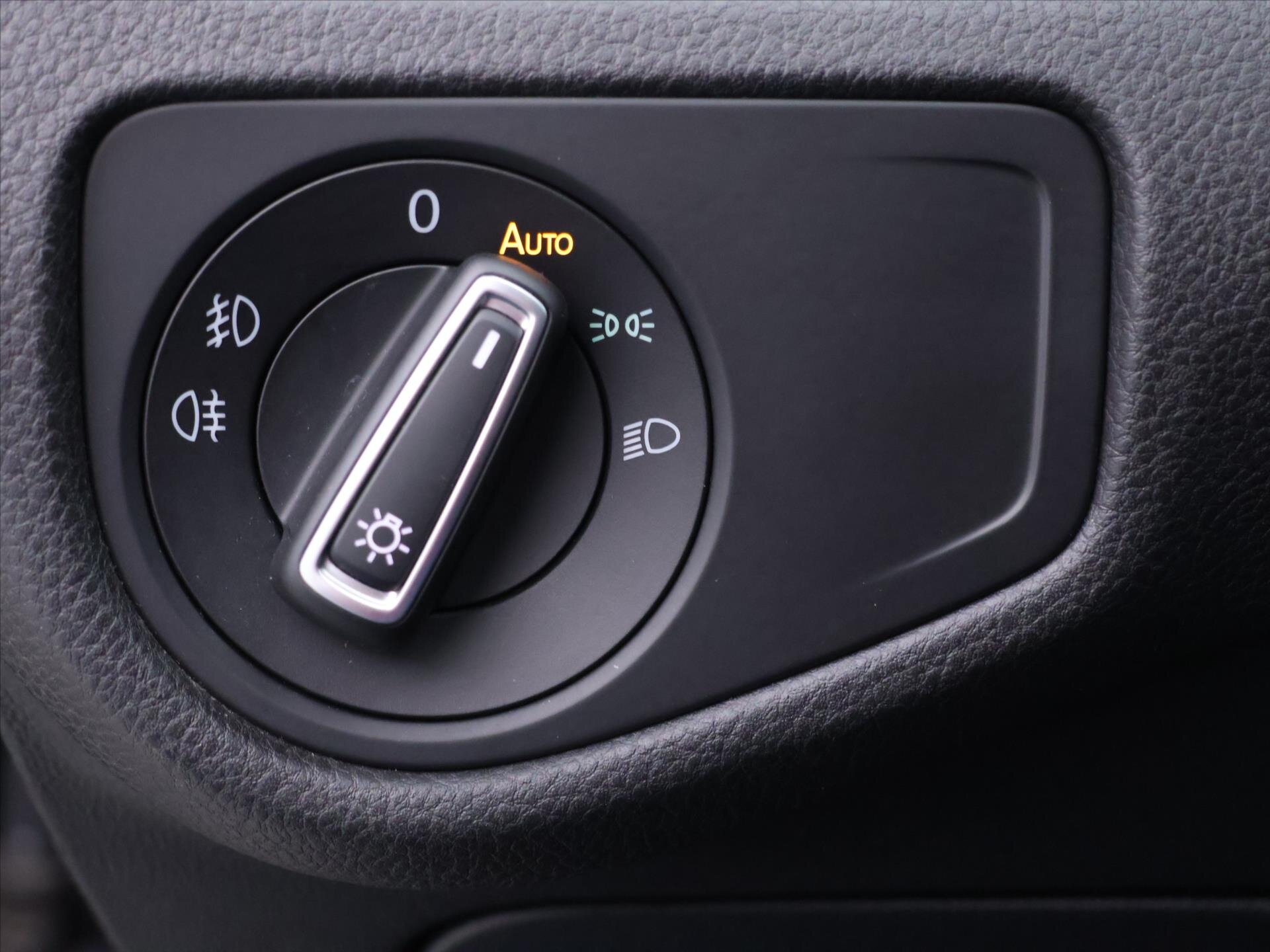 Volkswagen Golf Kombi 999,0 81 kw