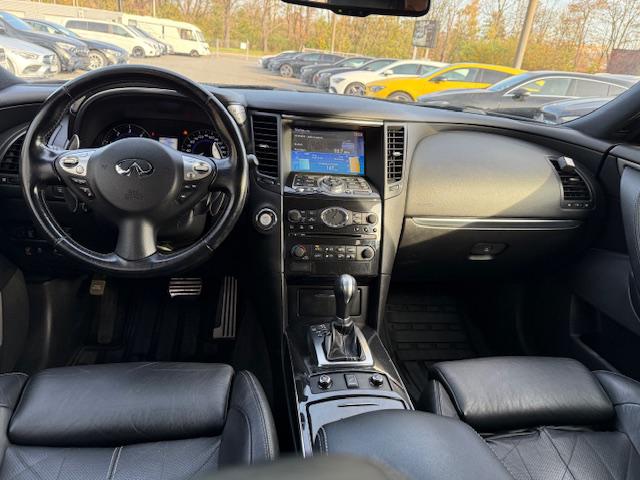 Infiniti FX30