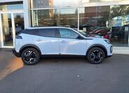 Peugeot 2008 8