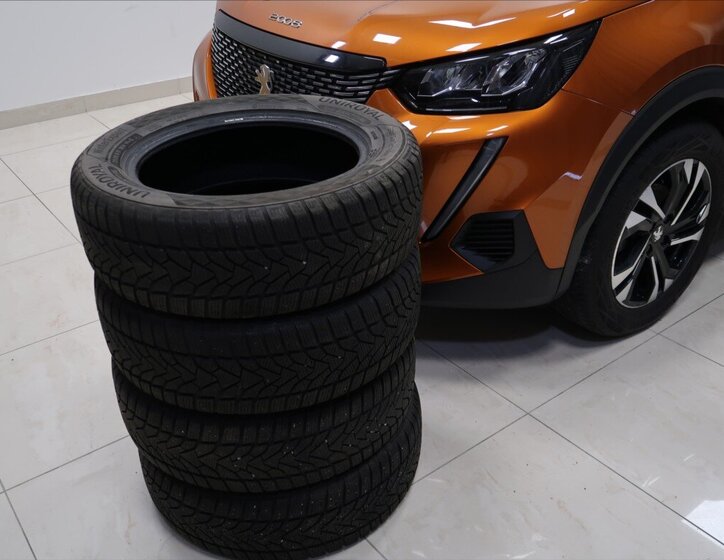 Peugeot 2008 Hatchback 1,2 l 96 kw