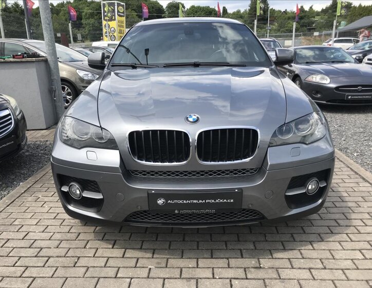 BMW X6 Kombi 3,0 l 180 kw