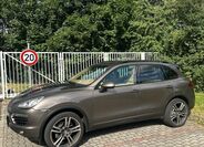 Porsche Cayenne 2