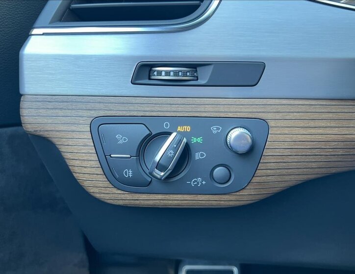 Audi SQ7 SUV / Terénní 4,0 l 320 kw