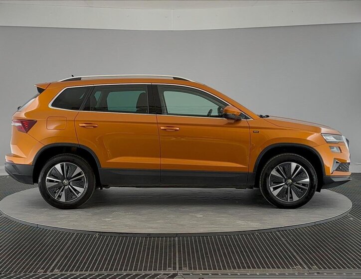 Škoda Karoq SUV / Terénní 1,5 l 110 kw