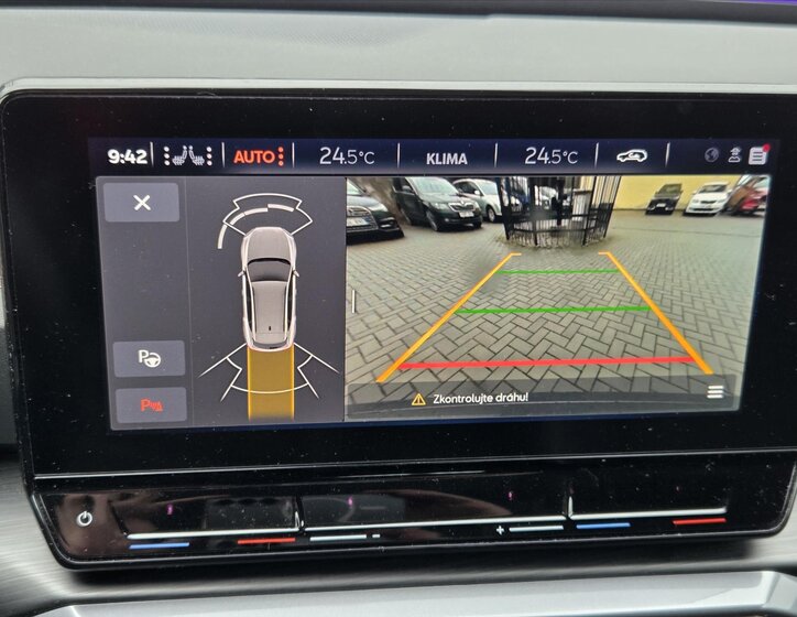 Cupra Formentor SUV / Terénní 2,0 l 110 kw