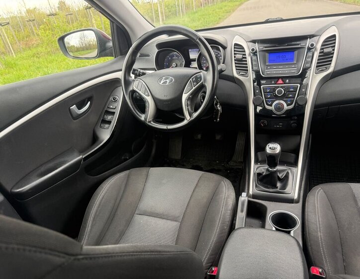 Hyundai i30 Kombi 1,6 l 81 kw