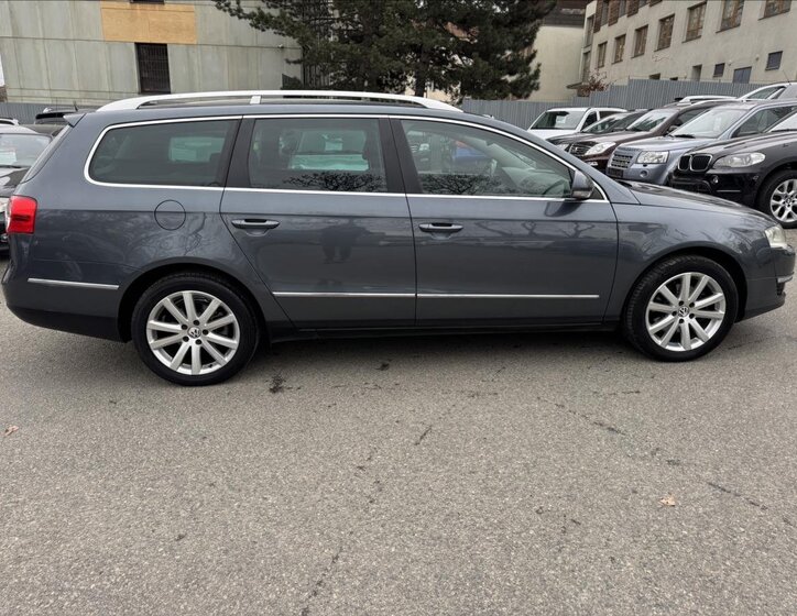 Volkswagen Passat Kombi 2,0 l 103 kw