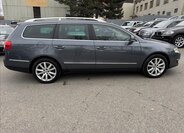 Volkswagen Passat Kombi 2,0 l 103 kw