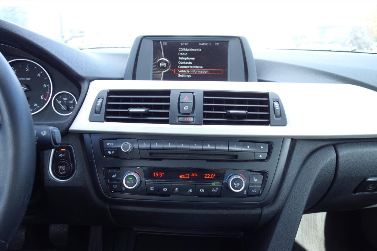 BMW Řada 3 Sedan / Limuzína 2,0 l 105 kw