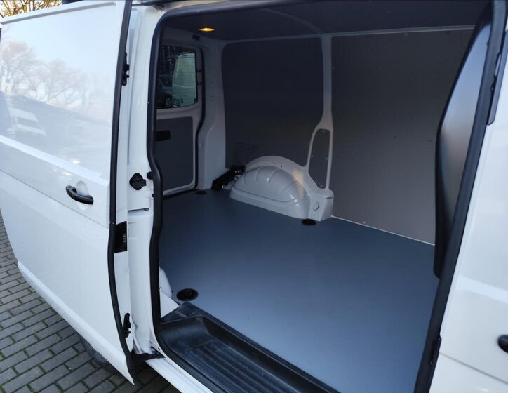 Volkswagen Transporter Ostatní 2,0 l 84 kw