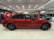 Mercedes-Benz Třídy C Sedan / Limuzína 2,0 l 143 kw
