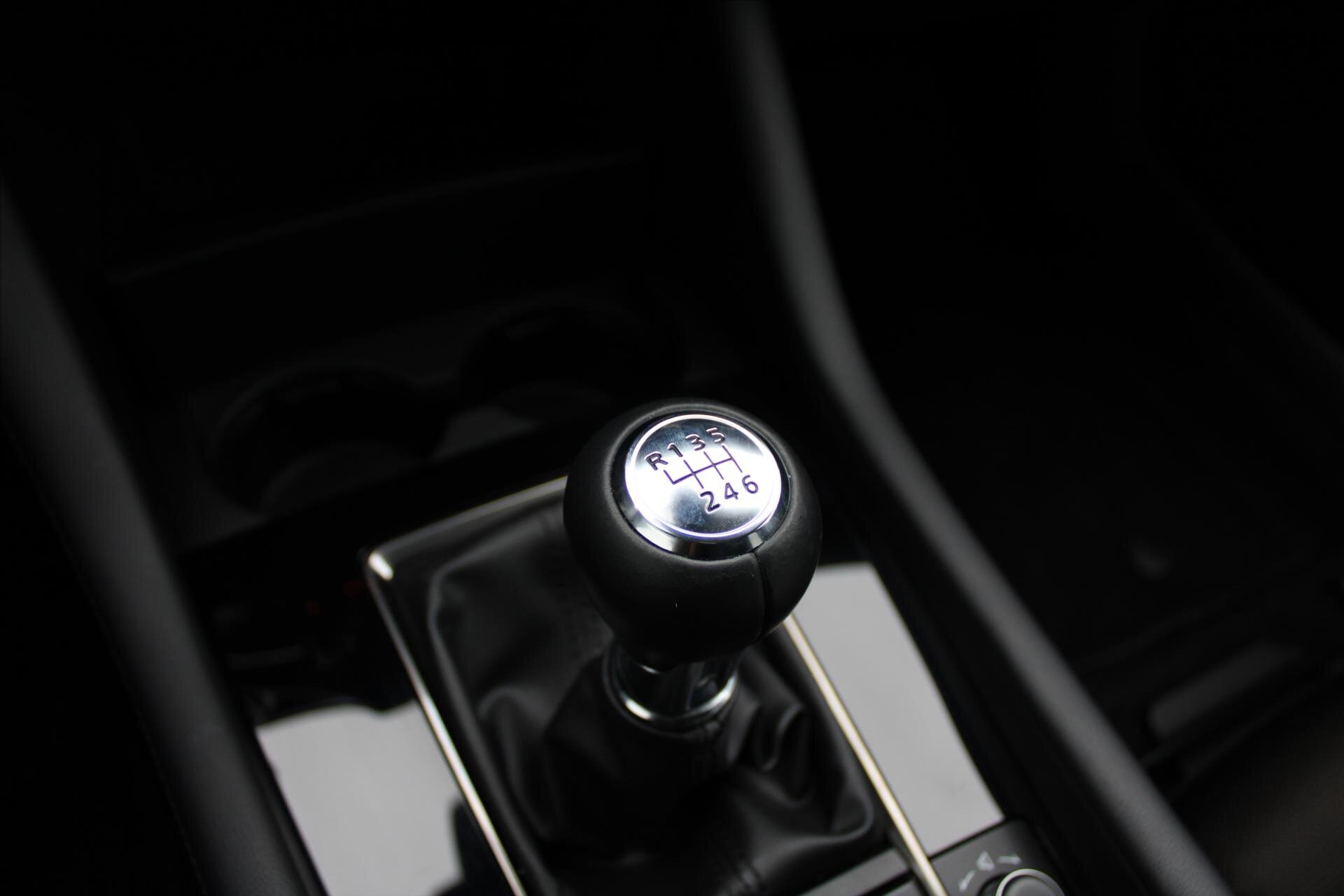 Mazda 3 Sedan / Limuzína 2,0 l 90 kw