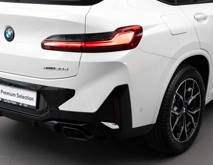 BMW X4 SUV 3,0 l 210 kw