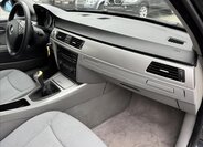 BMW Řada 3 Kombi 2,0 l 120 kw