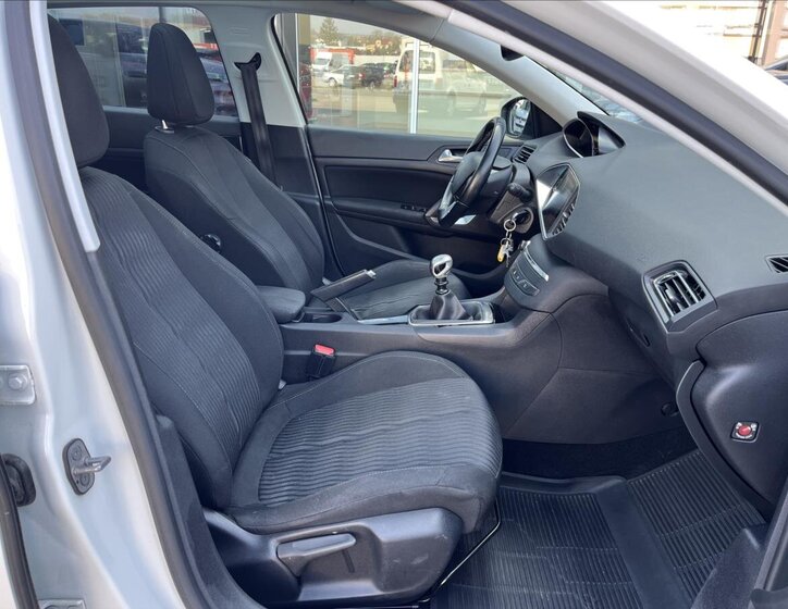 Peugeot 308 Kombi 1,6 l 88 kw