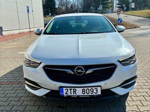 Opel Insignia Sedan / Limuzína 0,0 149 kw
