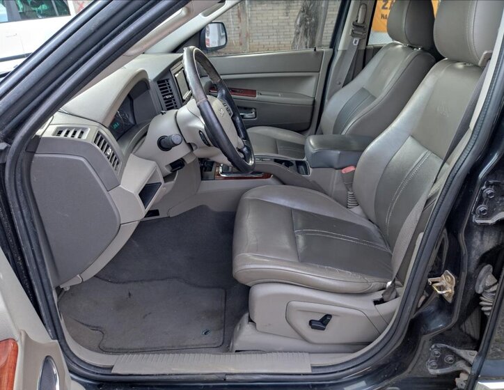 Jeep Grand Cherokee SUV 5,7 l 240 kw