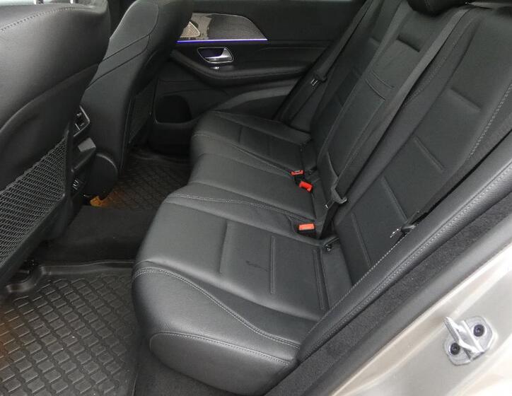 Mercedes-Benz GLE 19